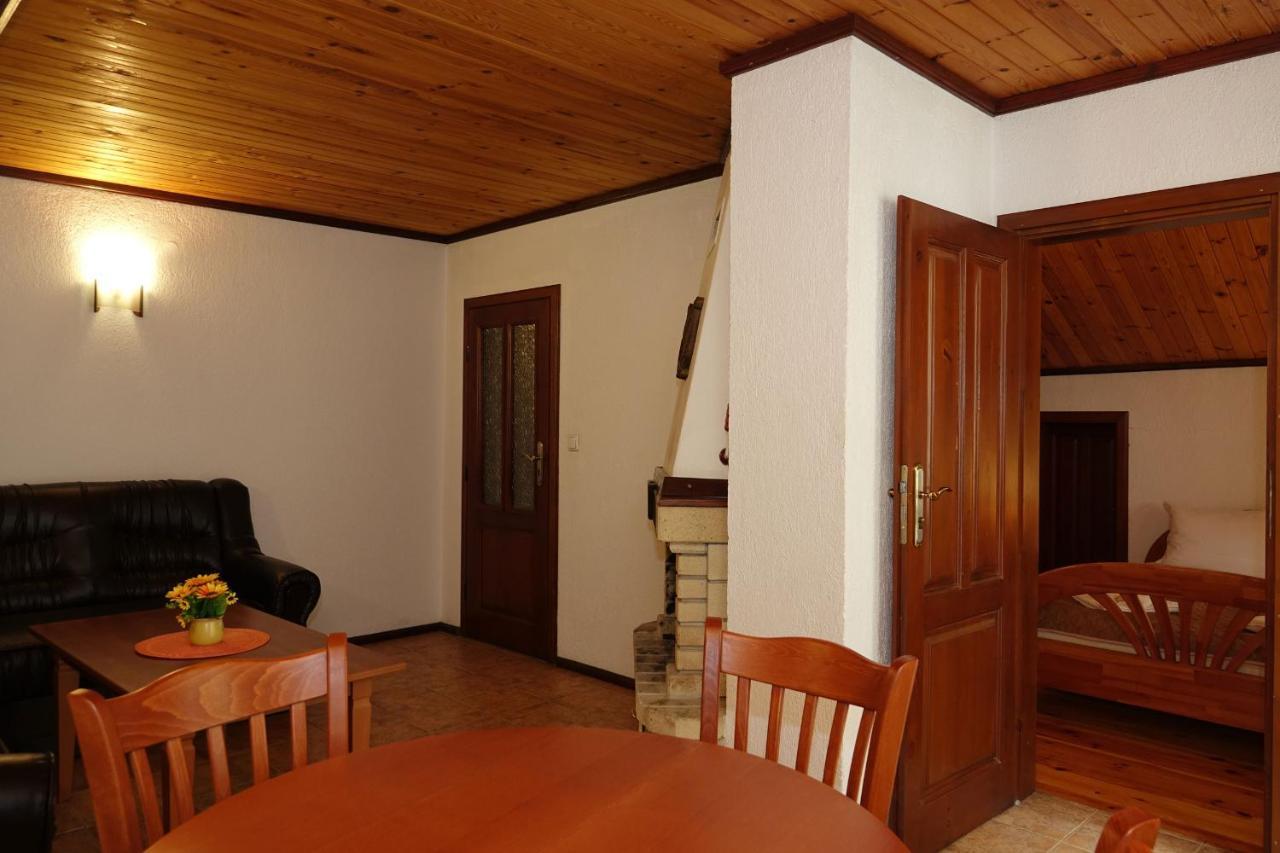 Семеен Хотел Орфей Teshel Exterior photo