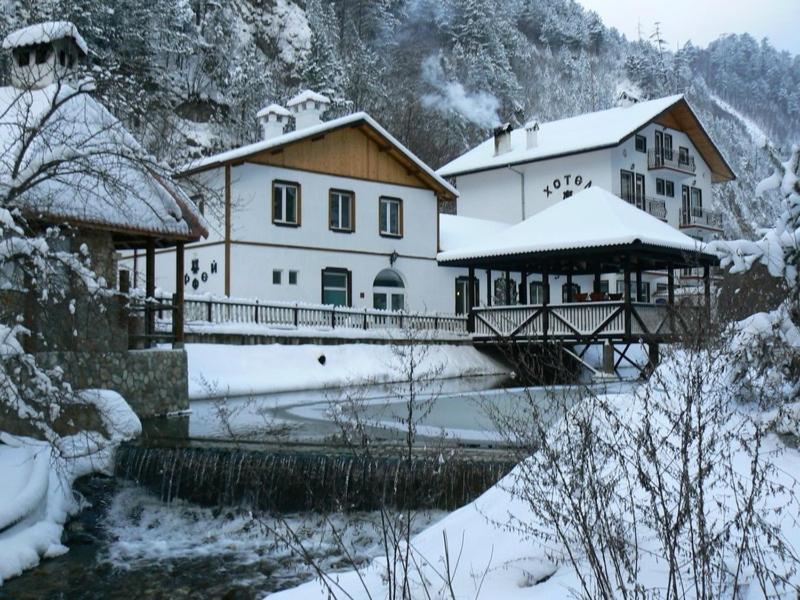Семеен Хотел Орфей Teshel Exterior photo